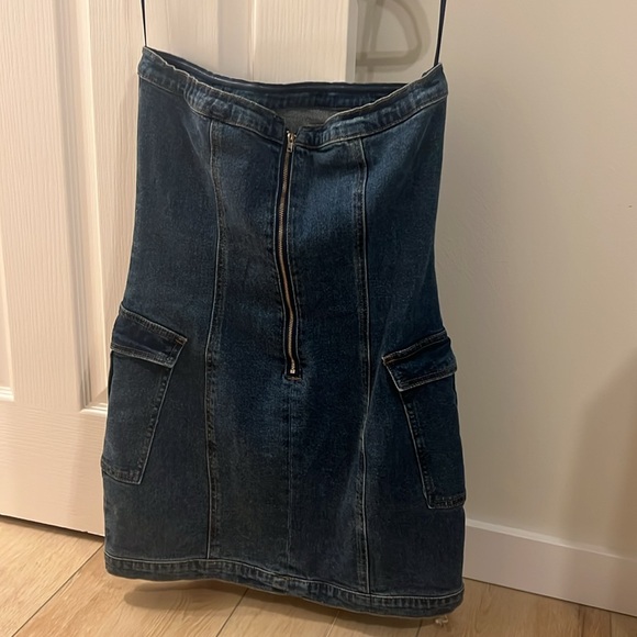 Fashion Nova Denim Strapless mini dress Size Small - Picture 3 of 3
